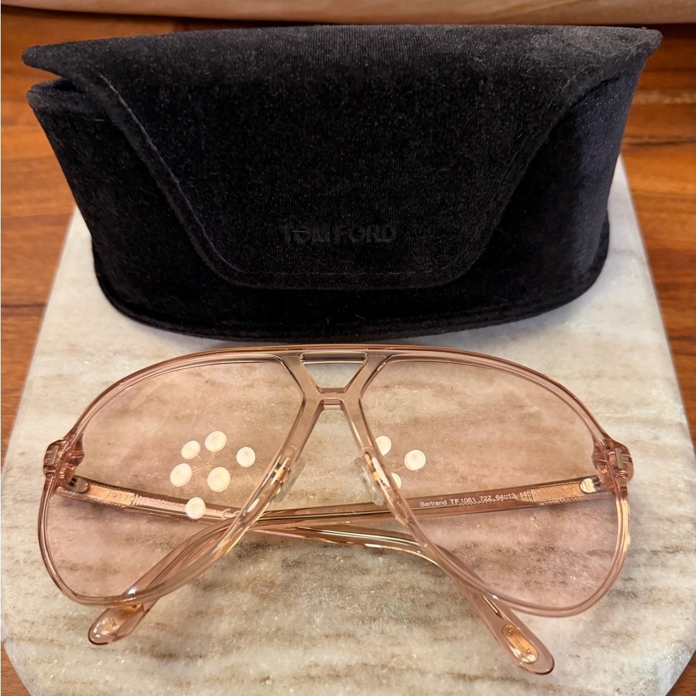 Tom Ford - Women's - 64mm Gradient Pilot Sunglasses - Rose Tinted